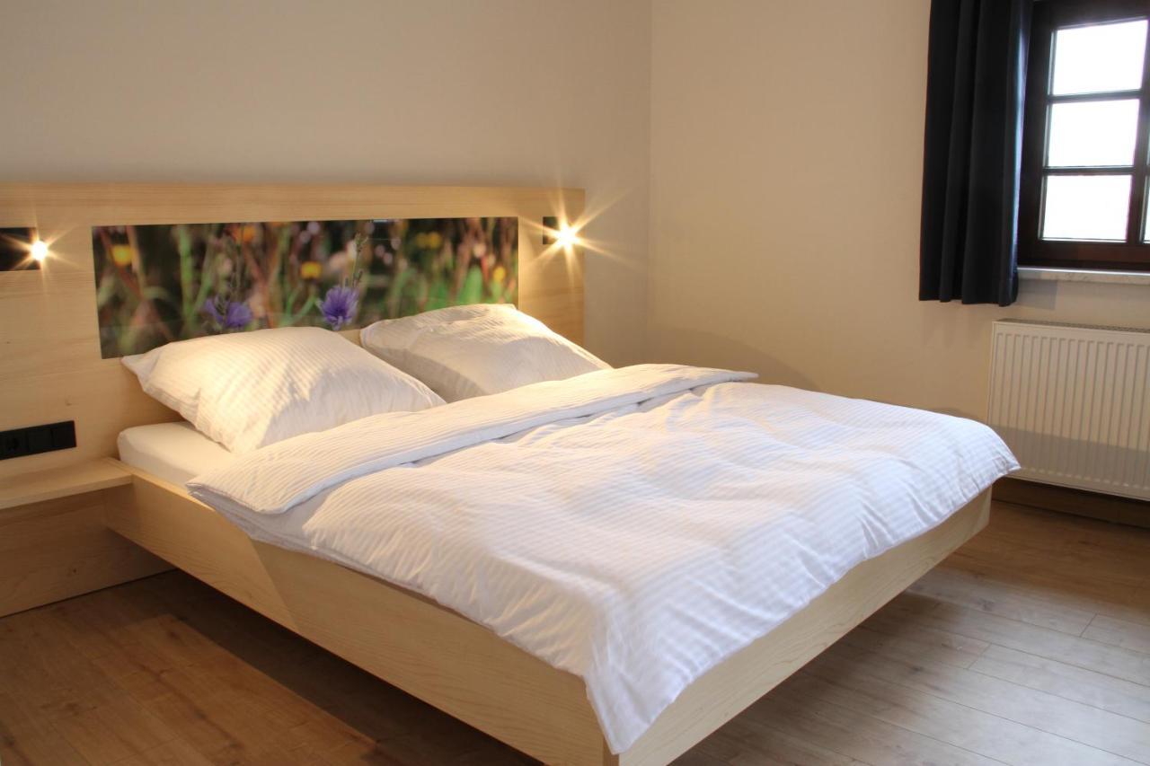 Chalet An Der Donau Direkt Bei Regensburg, 5 Sterne Dtv ペントリング エクステリア 写真